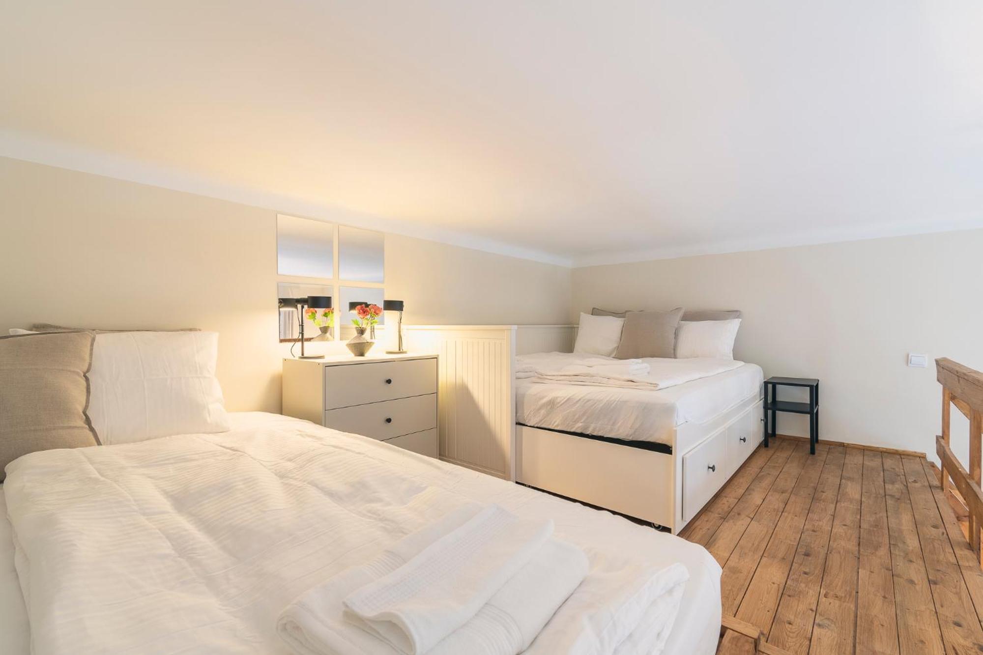 Apartment Bp Loft Getaway Close To Ny Cafe Budapest